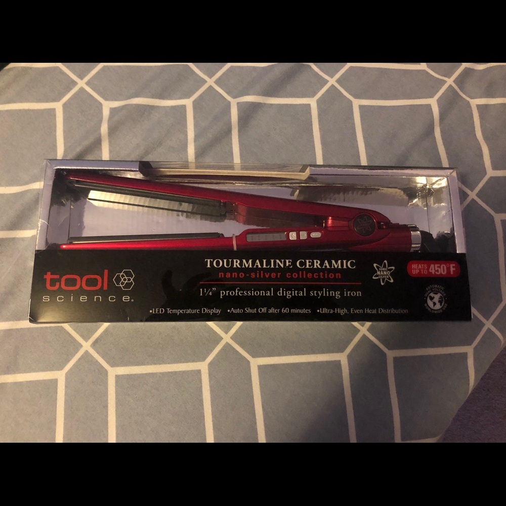 NEW TOOL SCIENCE 1 1/4 PRO DIGITAL IRON FOR SALE